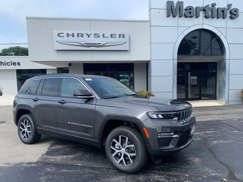 New 2025 Jeep Grand Cherokee Limited image 2