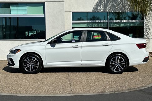 New 2025 Volkswagen Jetta Sport image 7