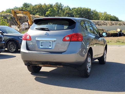 Used 2013 Nissan Rogue S image 3