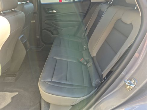 Used 2024 Chevrolet Trax ACTIV w/ Sunroof Package image 30