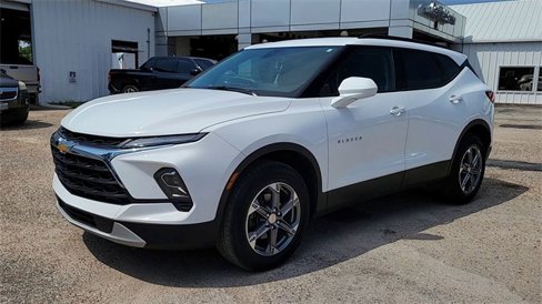 Certified 2023 Chevrolet Blazer LT w/ Convenience Package image 4