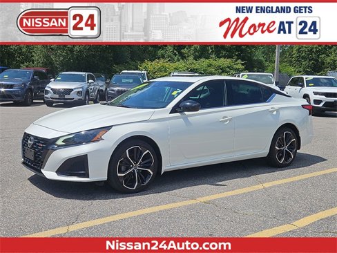 Certified 2023 Nissan Altima 2.5 SR image 1