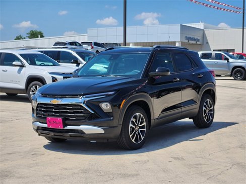 New 2026 Chevrolet TrailBlazer LT w/ Driver Confidence Package image 2