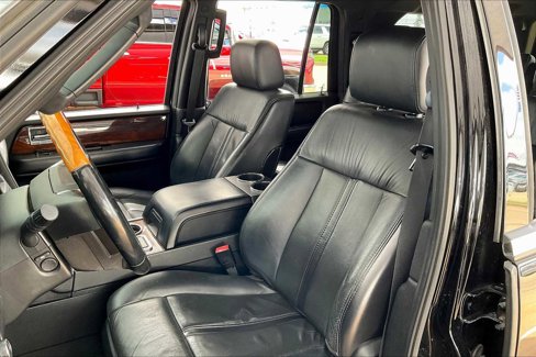 Used 2016 Lincoln Navigator L Select image 8