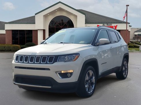 Used 2020 Jeep Compass Limited image 2