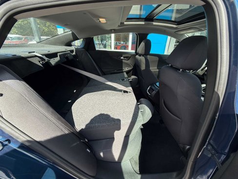 Used 2022 Chevrolet Malibu LT image 31