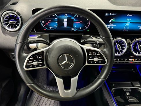 Used 2020 Mercedes-Benz GLB 250 4MATIC image 14