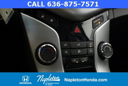 Used 2014 Chevrolet Cruze Eco image 18