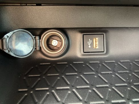 New 2025 Toyota RAV4 LE image 15