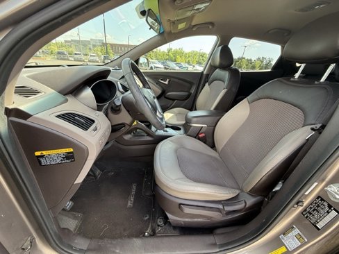 Used 2013 Hyundai Tucson GLS image 45