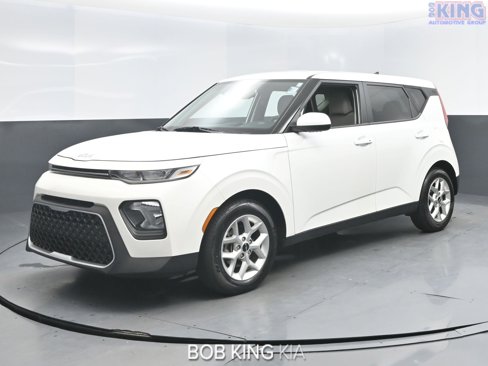 Used 2022 Kia Soul S image 1