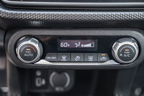 Used 2019 Nissan Kicks SV image 22