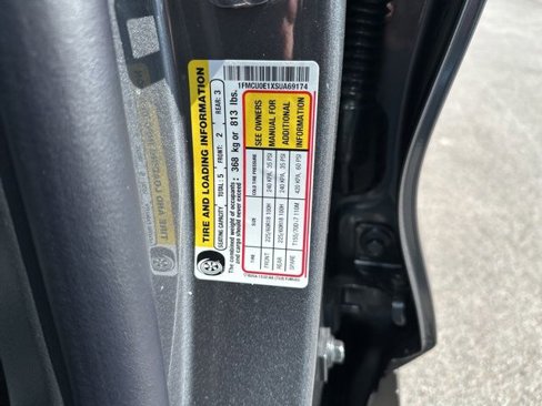 New 2025 Ford Escape SE image 41