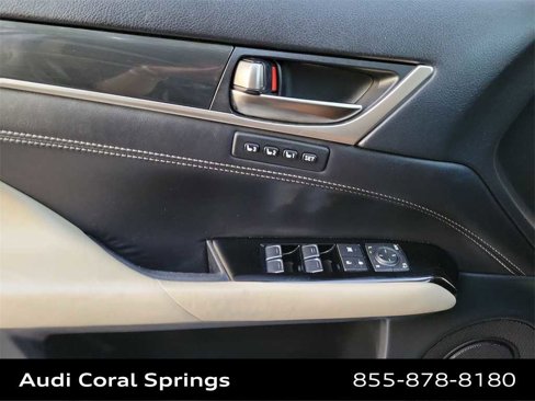 Used 2016 Lexus GS 200t image 27