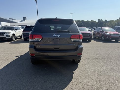 Used 2017 Jeep Grand Cherokee Laredo w/ Quick Order Package 23E image 7