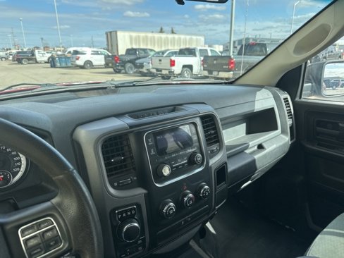 Used 2015 RAM 1500 Express image 23