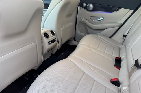 Used 2020 Mercedes-Benz GLC 300 4MATIC image 14