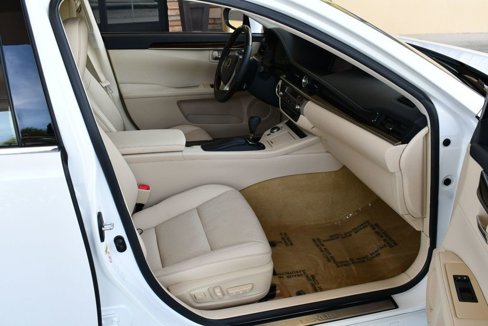 Used 2013 Lexus ES 350 image 18
