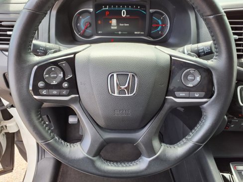 Used 2019 Honda Pilot Touring image 14