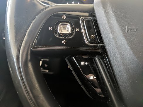 Used 2021 Lincoln Corsair AWD image 13
