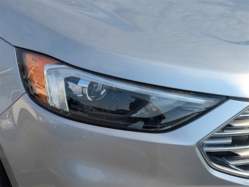 Used 2023 Ford Edge Titanium image 9
