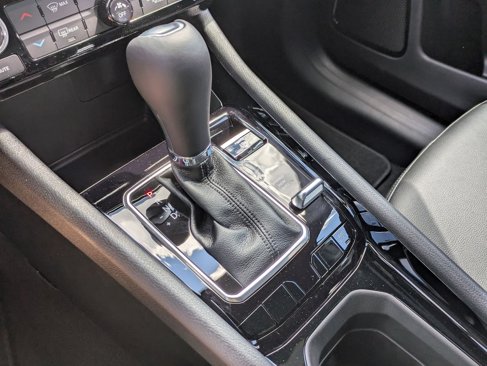 New 2025 Jeep Compass Limited image 21