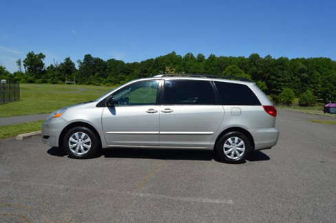 Used 2008 Toyota Sienna LE image 5
