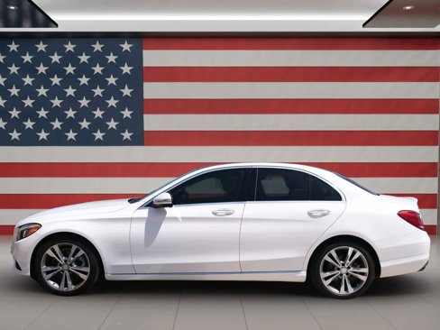Used 2015 Mercedes-Benz C 300 Sedan image 3