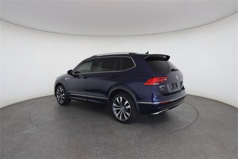 Used 2021 Volkswagen Tiguan SEL Premium R-Line image 11