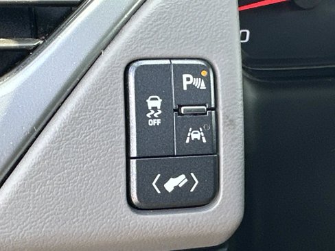 Used 2016 Chevrolet Suburban LT w/ Luxury Package image 30