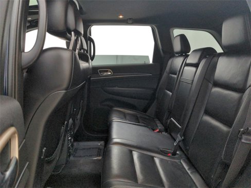 Used 2017 Jeep Grand Cherokee Limited image 35
