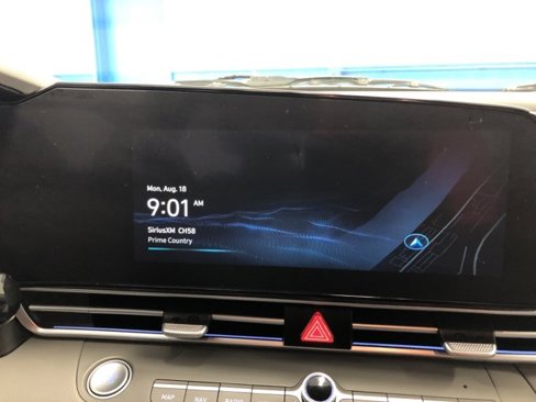 Used 2025 Hyundai Elantra SEL image 19