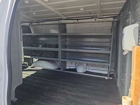 Used 2012 Ford E-250 and Econoline 250 w/ PWR Group image 4