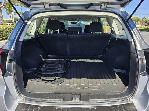Used 2012 Subaru Outback 2.5i image 9