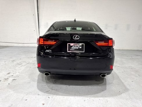 Used 2016 Lexus IS 200t image 24