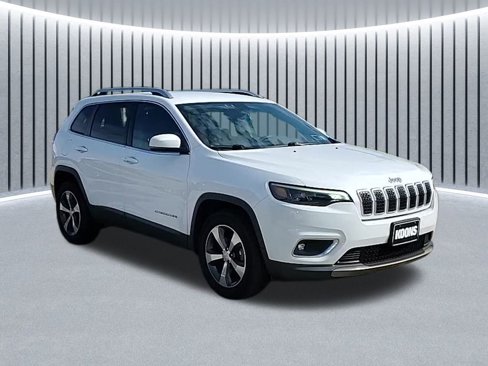 Used 2019 Jeep Cherokee Limited image 3