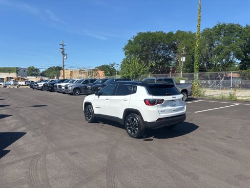 Used 2022 Jeep Compass Limited image 5