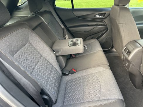 Used 2023 Chevrolet Equinox LT image 32