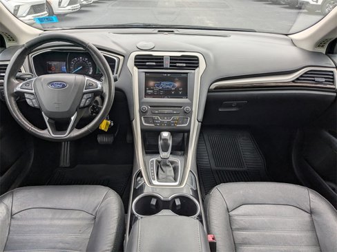 Used 2016 Ford Fusion SE w/ Equipment Group 202A image 14
