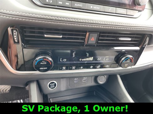 Used 2022 Nissan Rogue SV image 28