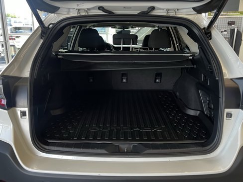 Certified 2025 Subaru Outback Premium image 13