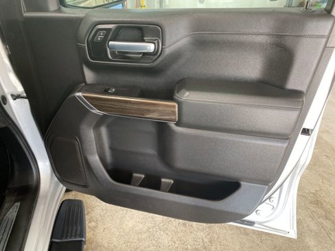 Used 2020 Chevrolet Silverado 1500 LT w/ All-Star Edition image 24