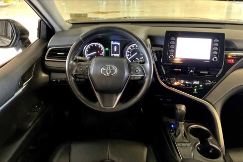Used 2023 Toyota Camry SE image 5
