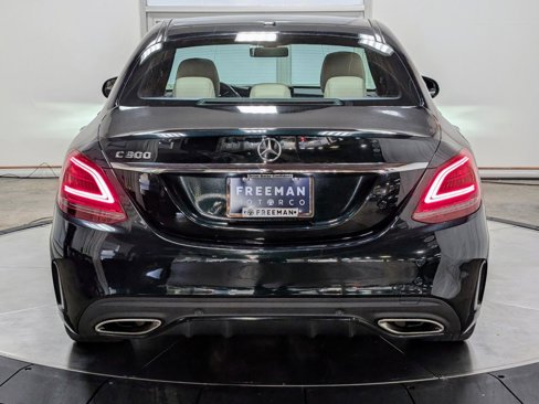 Used 2019 Mercedes-Benz C 300 Sedan image 8