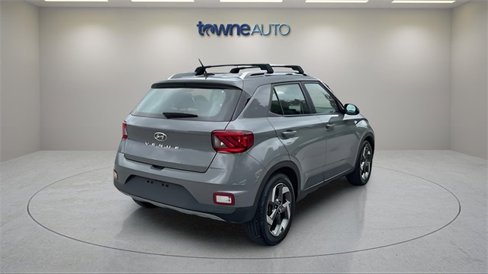 Used 2023 Hyundai Venue SEL image 5