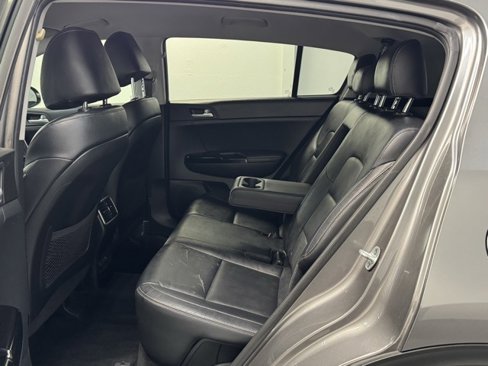 Used 2018 Kia Sportage EX image 26
