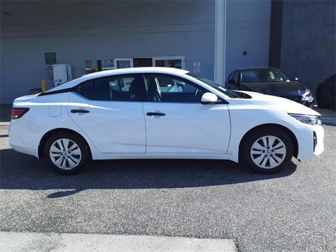 New 2025 Nissan Sentra S image 4