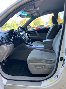 Used 2012 Toyota Highlander 4WD image 12