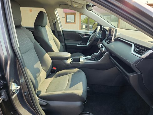 Used 2024 Toyota RAV4 XLE image 15