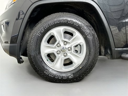 Used 2015 Jeep Grand Cherokee Laredo w/ Quick Order Package 23E image 29